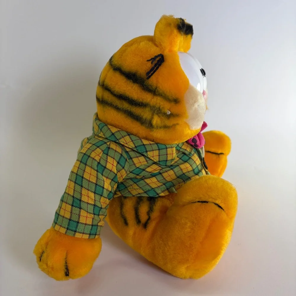 VTG 1981‎ Dakin Stuffed Plush Garfield Cat - Born to Party NO Lampshade